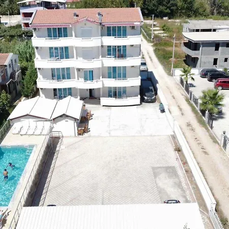 Apartmani Blu Notte Ulcinj Exterior photo